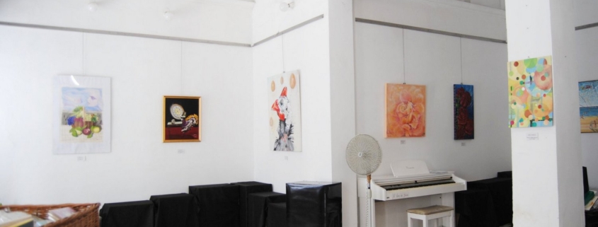 Fructidor 2024 Melograno Art Gallery Livorno Allestimento in galleria (2) Tanti stili di arte alla Galleria Melograno di Livorno