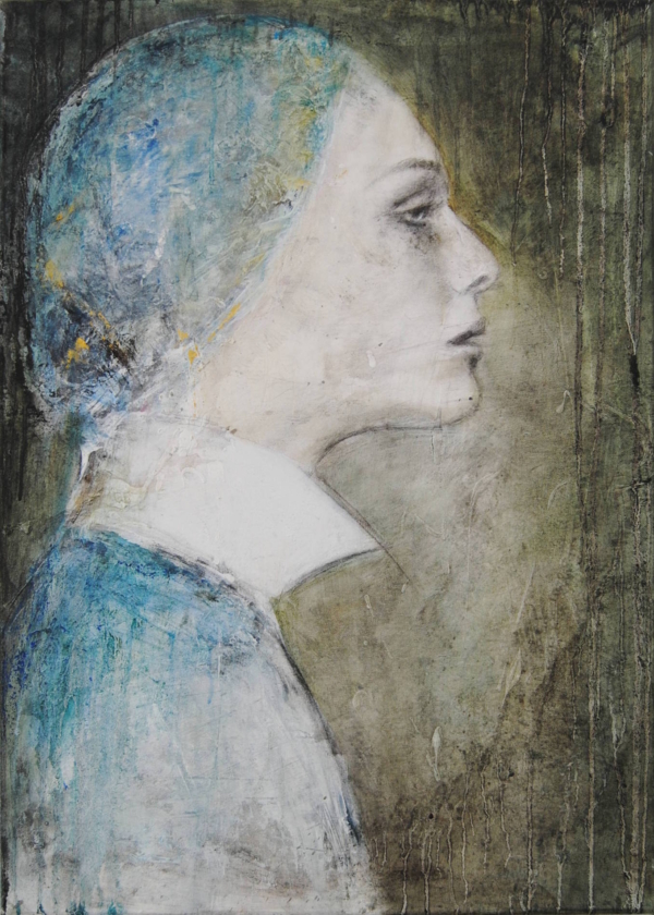 Ritratti di donne, serie di Rosy Mantovani, tecnica mista su tela, 70x50 cm, volti sospesi tra malinconia e resilienza