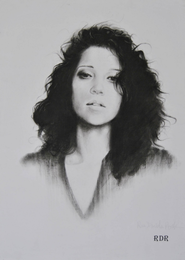 Disegno a grafite e tecnica mista di Davide Robert Ross, su carta con volto femminile contemporanea