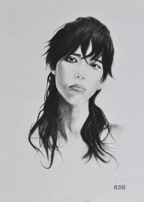 Disegno a grafite e tecnica mista di Davide Robert Ross, su carta con volto femminile contemporanea