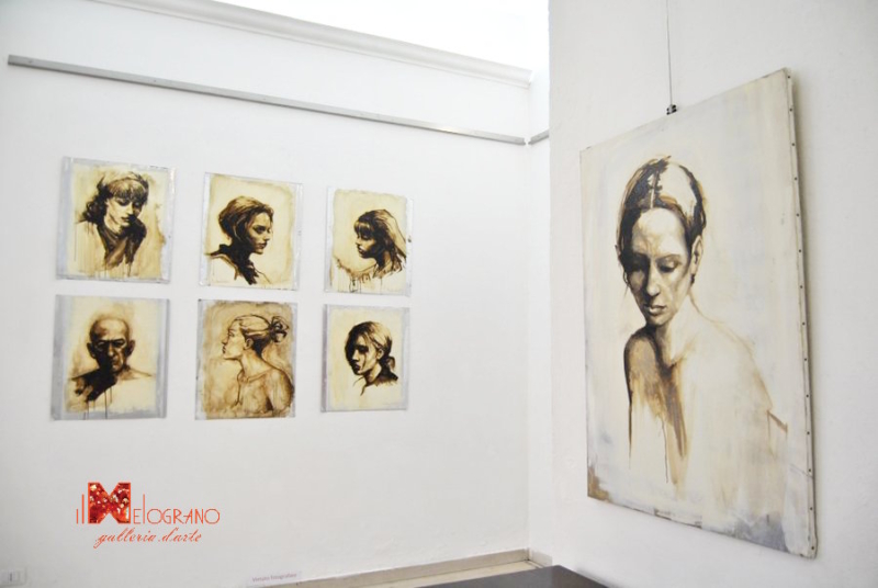 Davide Robert Ross Mostra Livorno Il Melograno 2017 (49) La Pittura a bitume di Davide Robert Ross alla galleria Melograno di Livorno