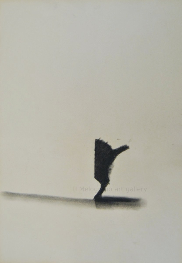 Cane stilizzato in matita, carboncino o pastello di Francesco Manenti, figura esistenziale in tensione, pittura evocativa