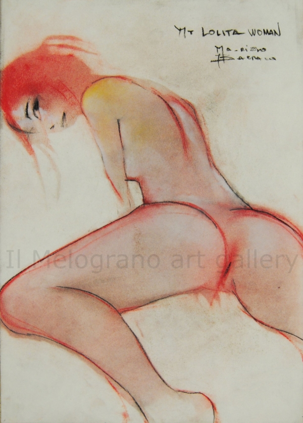 Le donne di Maurizio Barraco a carboncino e pastelli su carta. Sono nude, malinconiche, tragiche, simbolo di fragilità e consapevolezza.