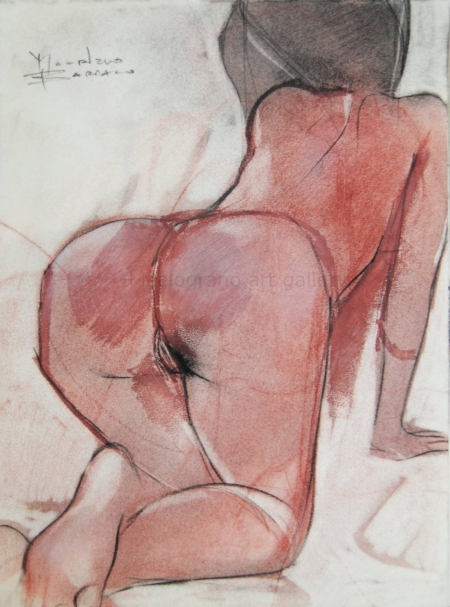 Le donne di Maurizio Barraco a carboncino e pastelli su carta. Sono nude, malinconiche, tragiche, simbolo di fragilità e consapevolezza.