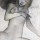 Le donne di Maurizio Barraco a carboncino e pastelli su carta. Sono nude, malinconiche, tragiche, simbolo di fragilità e consapevolezza.