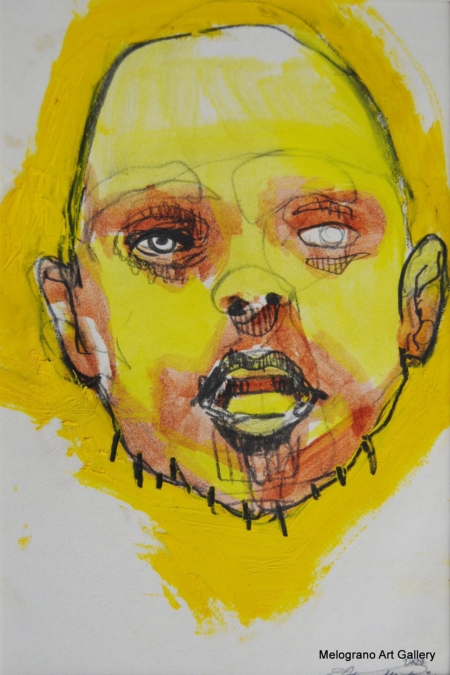 Maschera espressionista in grafite con velatura gialla e arancio, opera su carta di Ottavio Mangiarini.