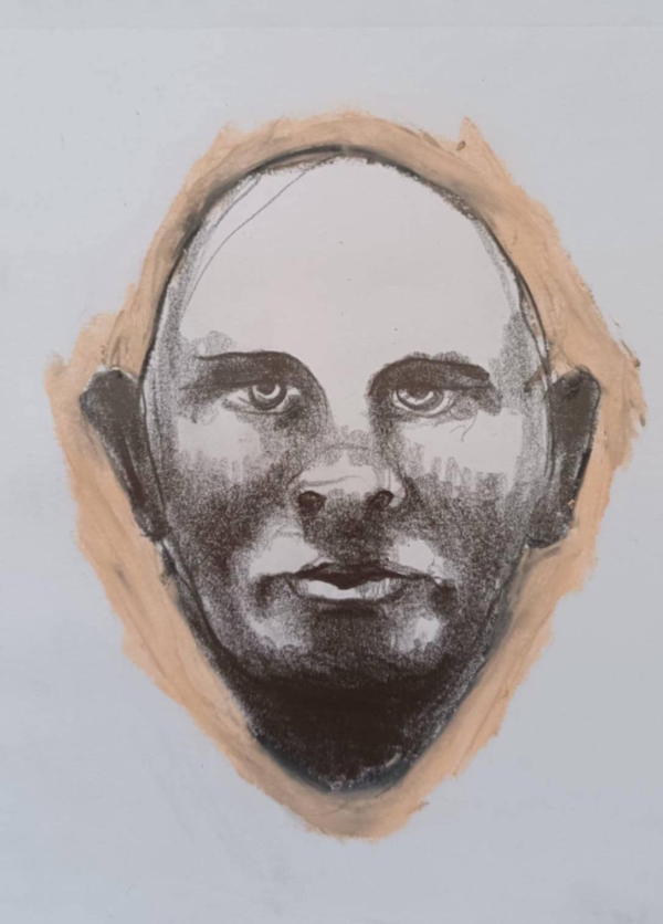 Disegno a grafite su carta di Ottavio Mangiarini, Presence Portrait con aura rosa antico, opera originale contemporanea.