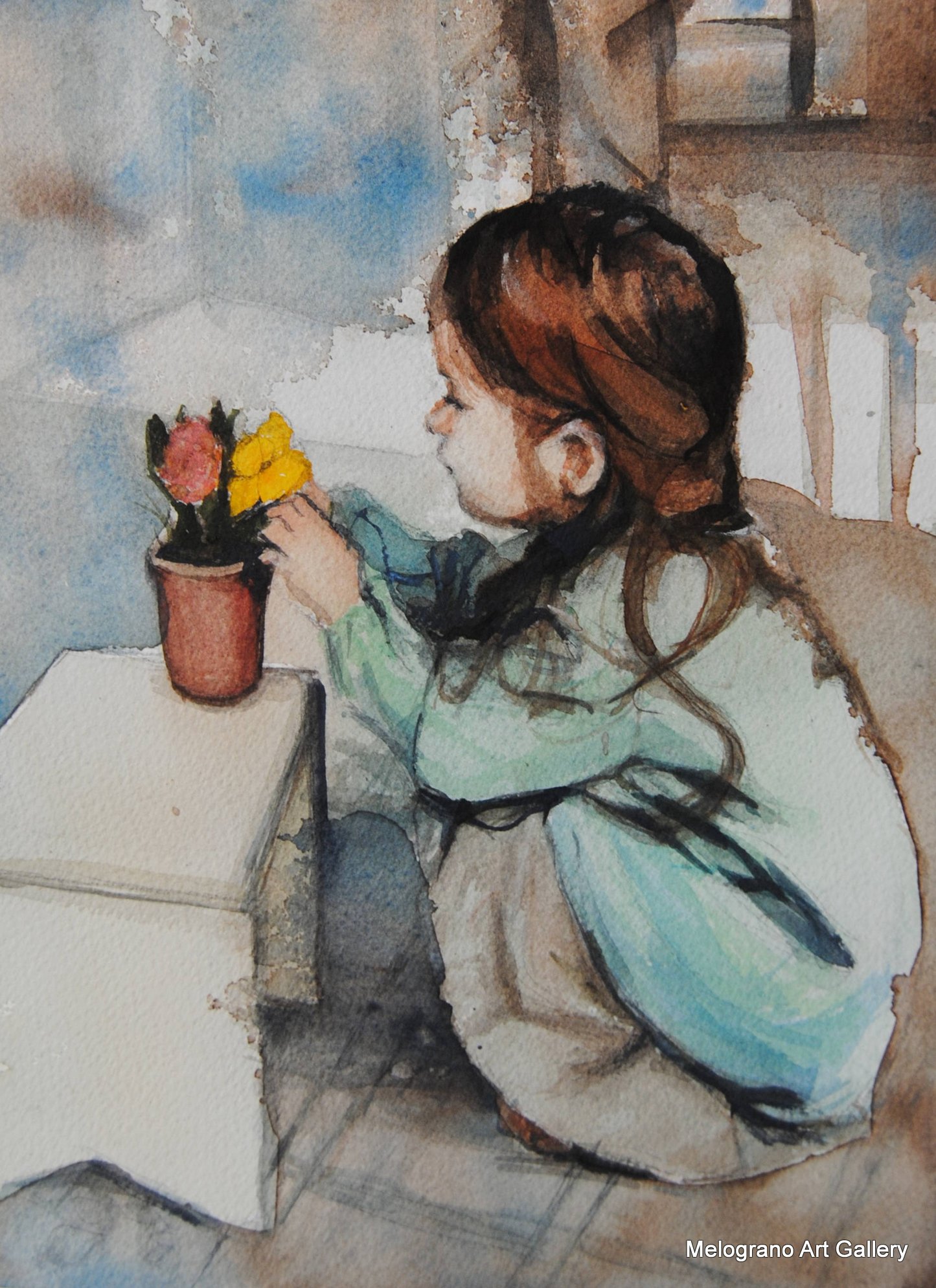 Acquerello di Taichi Ichikawa, bambina accovacciata accanto a un vasetto di fiori.