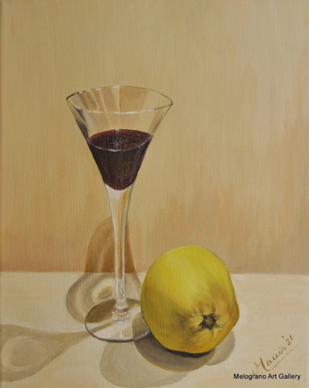 Bicchiere di vino e limone su fondo neutro, natura morta essenziale e luminosa, dipinto figurativo di Bianca Manis.