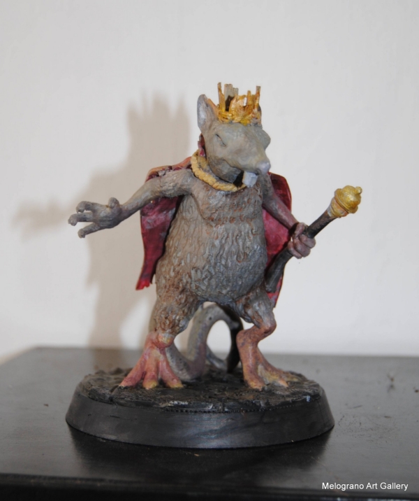 Scultura 3D Il Re dei Ratti di Davide Giallombardo, ratto con corona e mantello