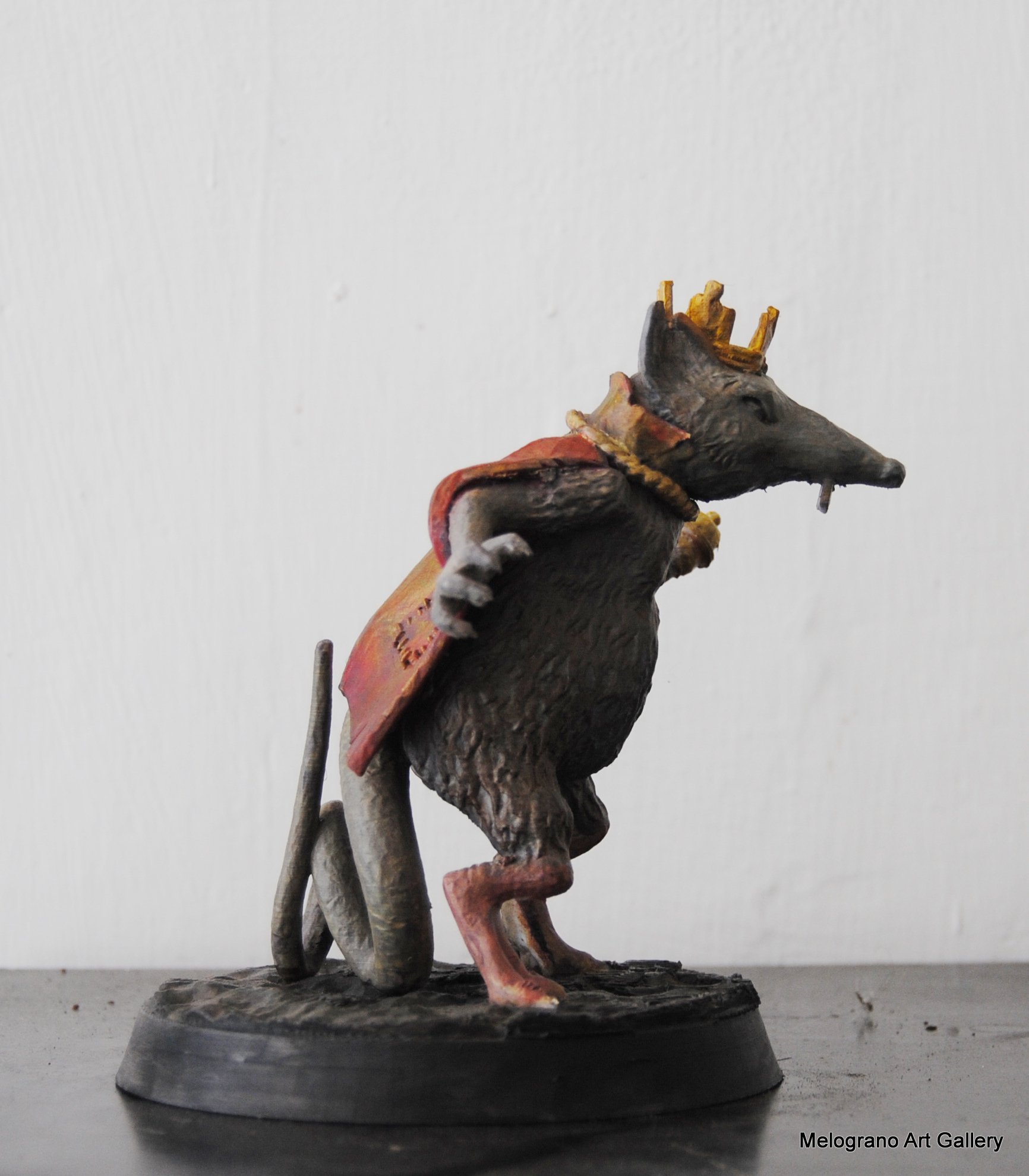 Scultura 3D Il Re dei Ratti di Davide Giallombardo, ratto con corona e mantello