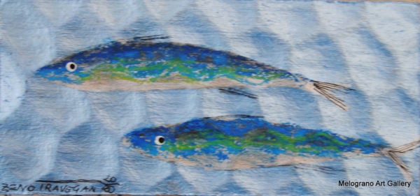 Acciughe stilizzate dipinte su carta azzurro metallizzato su supporto cartone spesso 5 cm