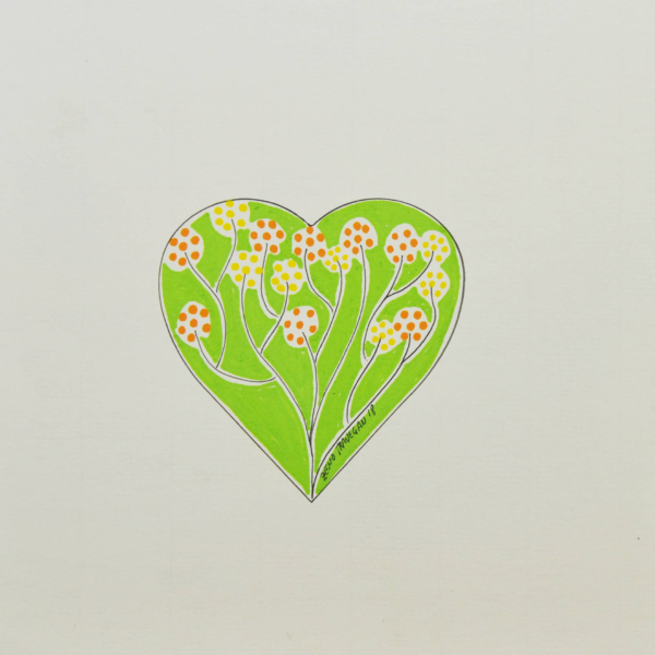 cuore verde con fiorellini stilizzati su sfondo bianco titolo labirinto floreale verde