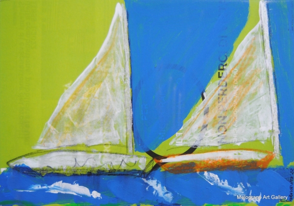 vele astratte triangoli colorati barche filanti scie bianche