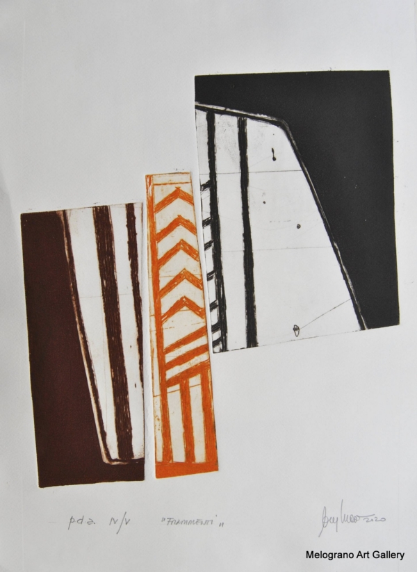 Opera astratta di Marcello Trabucco ispirata a frammenti storici e segni del tempo