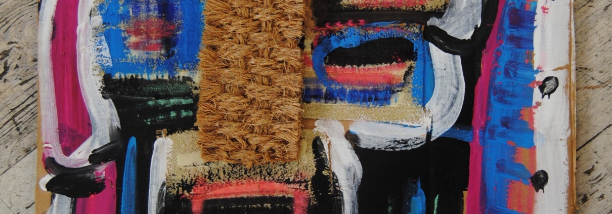 Opera su cartone con colori vivaci e materiali applicati di Paola Vallini