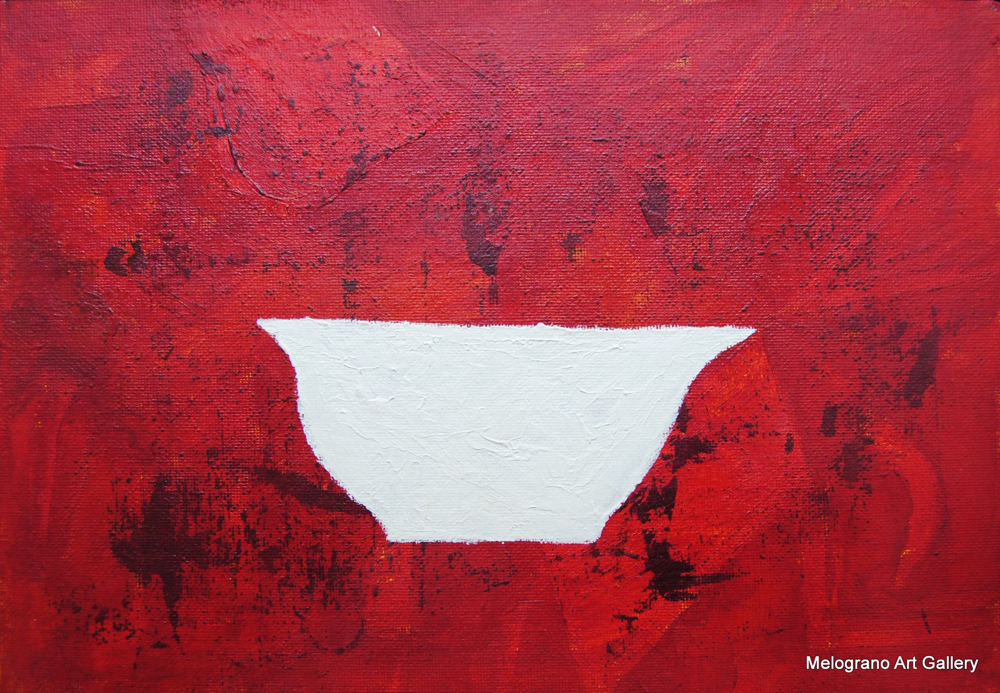 Ciotola bianca stilizzata su fondo rosso stratificato, serie “Ombre bianche” di Paolo Fidanzi.